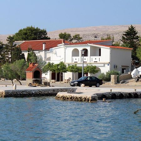 Apartments By The Sea Kustici, Pag - 6335 Zubovici Bagian luar foto