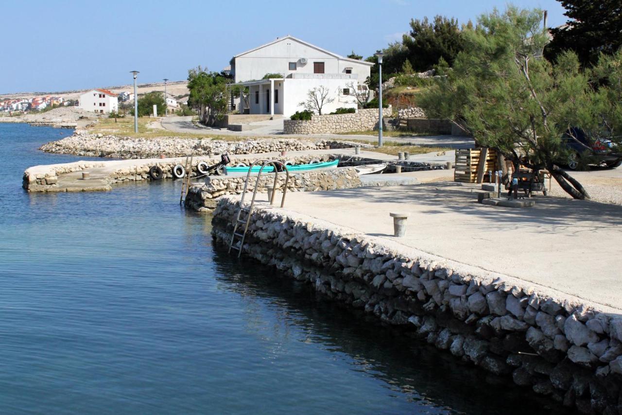 Apartments By The Sea Kustici, Pag - 6335 Zubovici Bagian luar foto