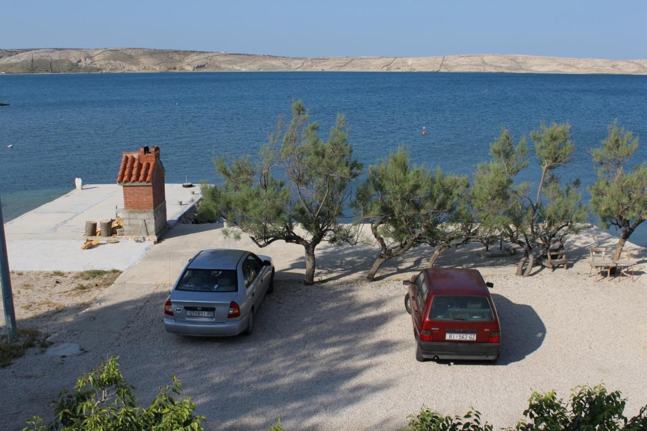 Apartments By The Sea Kustici, Pag - 6335 Zubovici Bagian luar foto