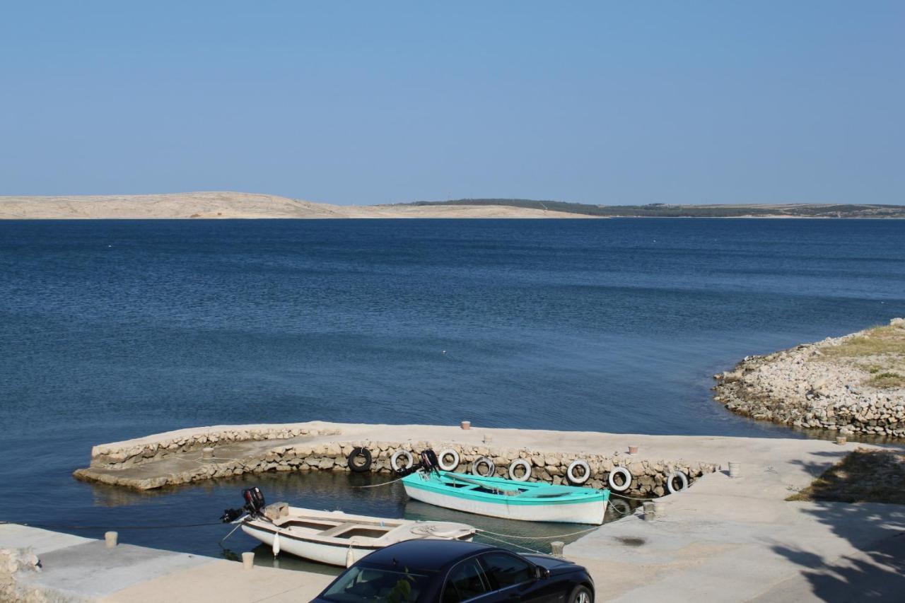 Apartments By The Sea Kustici, Pag - 6335 Zubovici Bagian luar foto